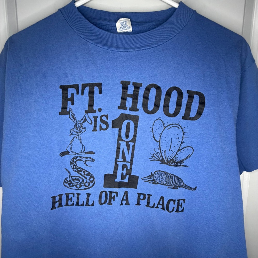 Vintage 80's Fort Hood Is One Hell Of A Place Single Stitch Flock T-Shirt Mens L